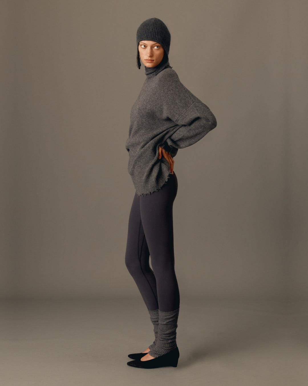 MILO SWEATER CHARCOAL