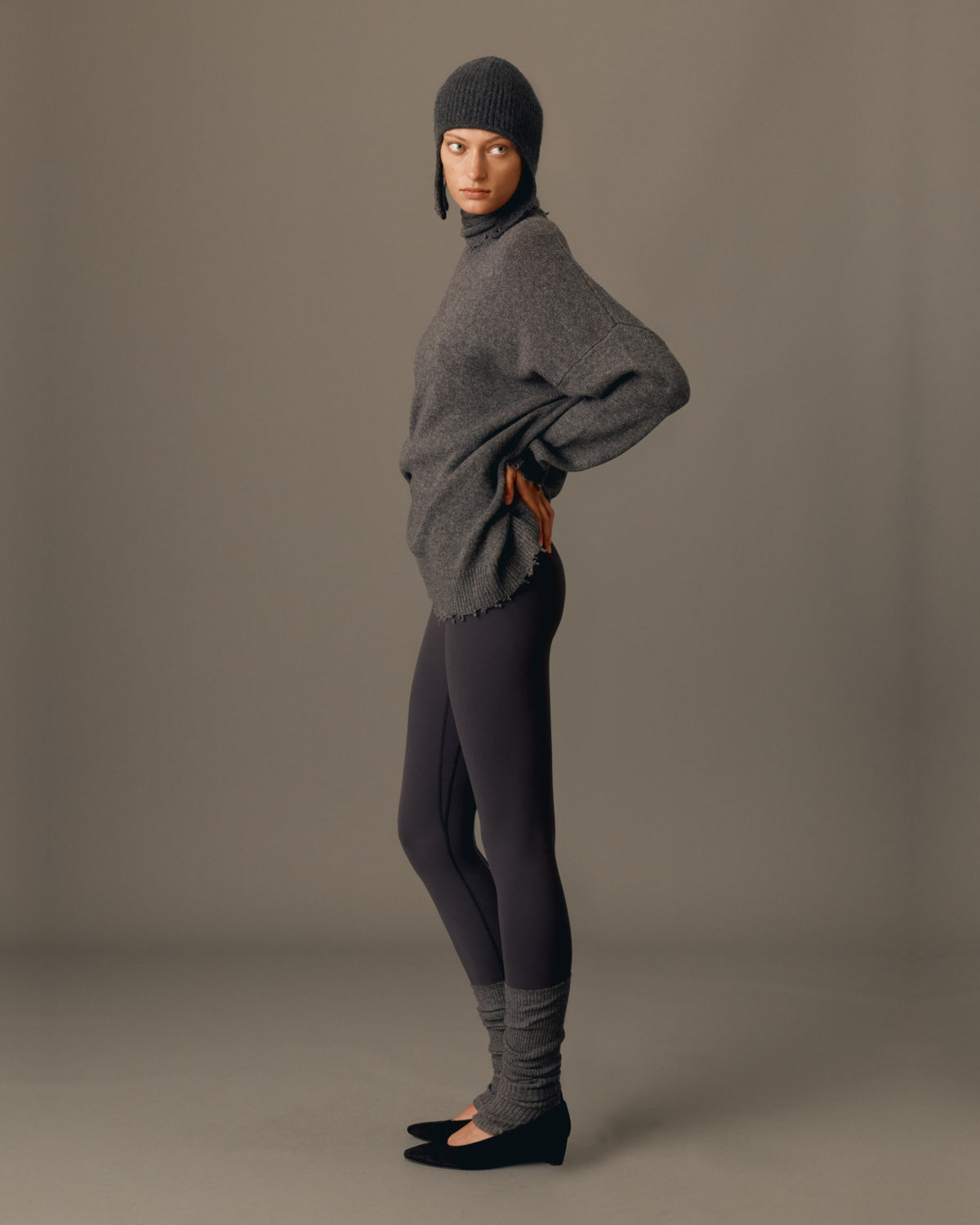 MILO SWEATER CHARCOAL