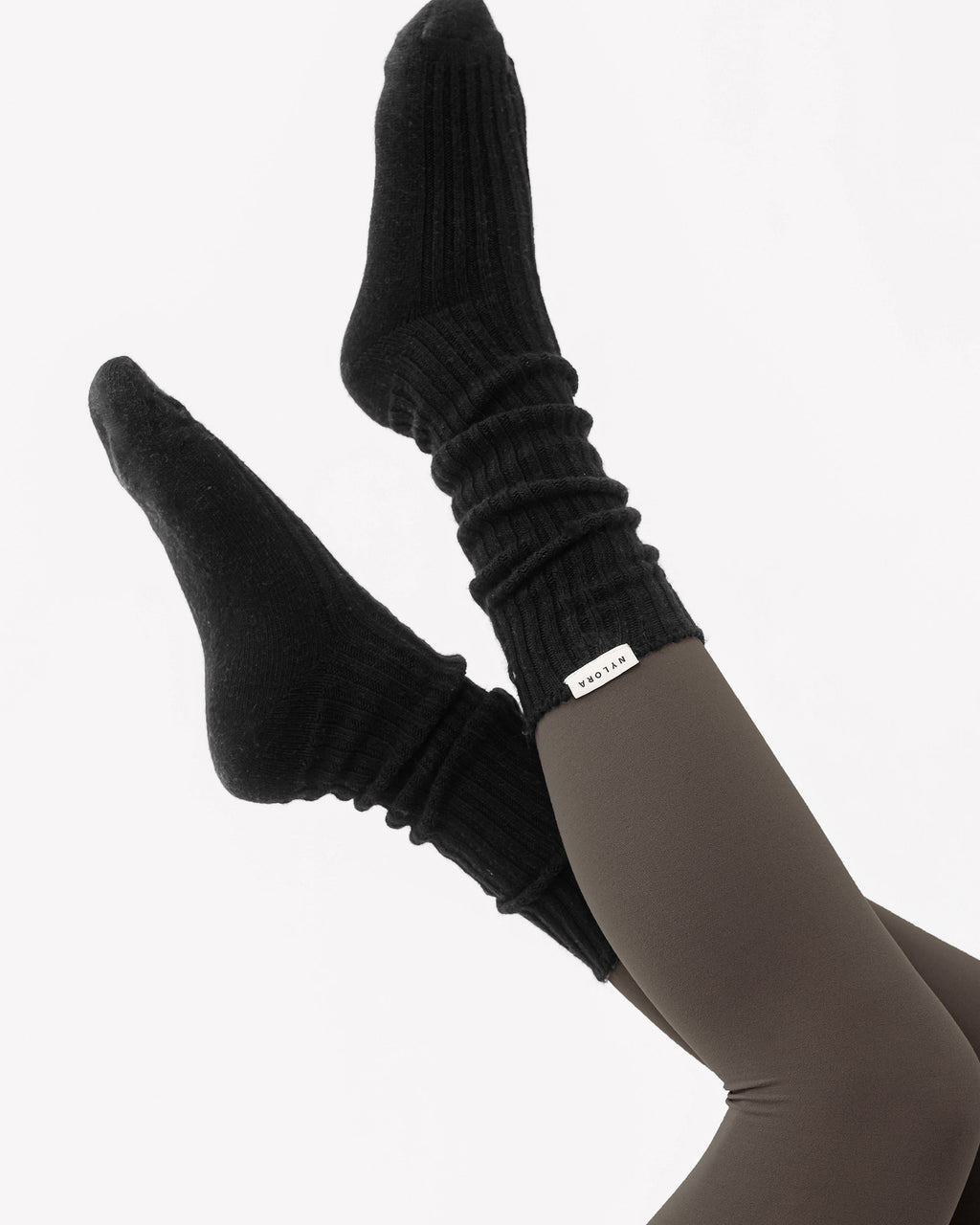 CHARLIE SOCKS SOLID BLACK