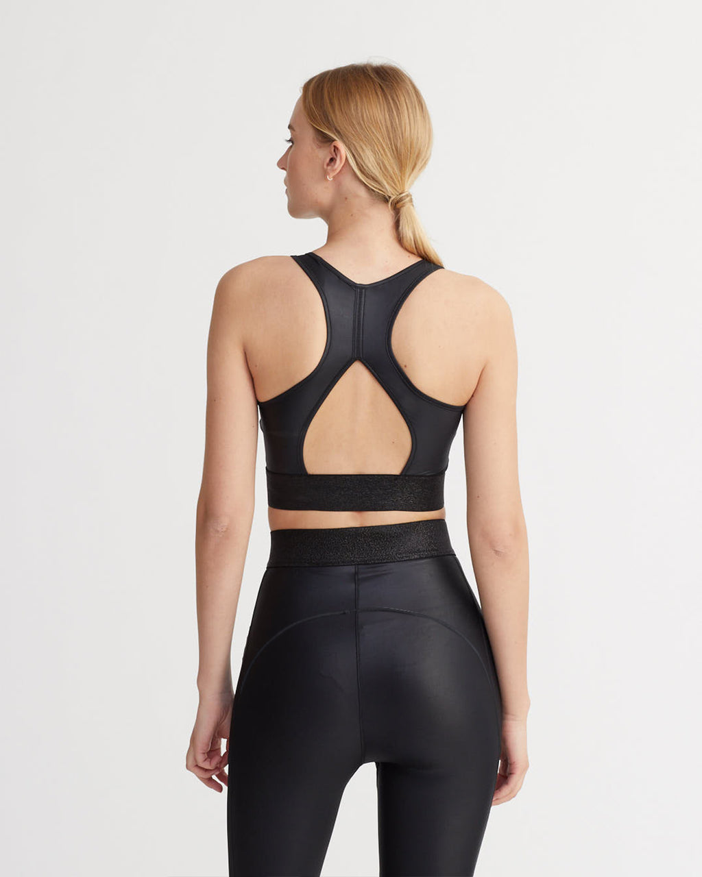OAKS TANK BLACK