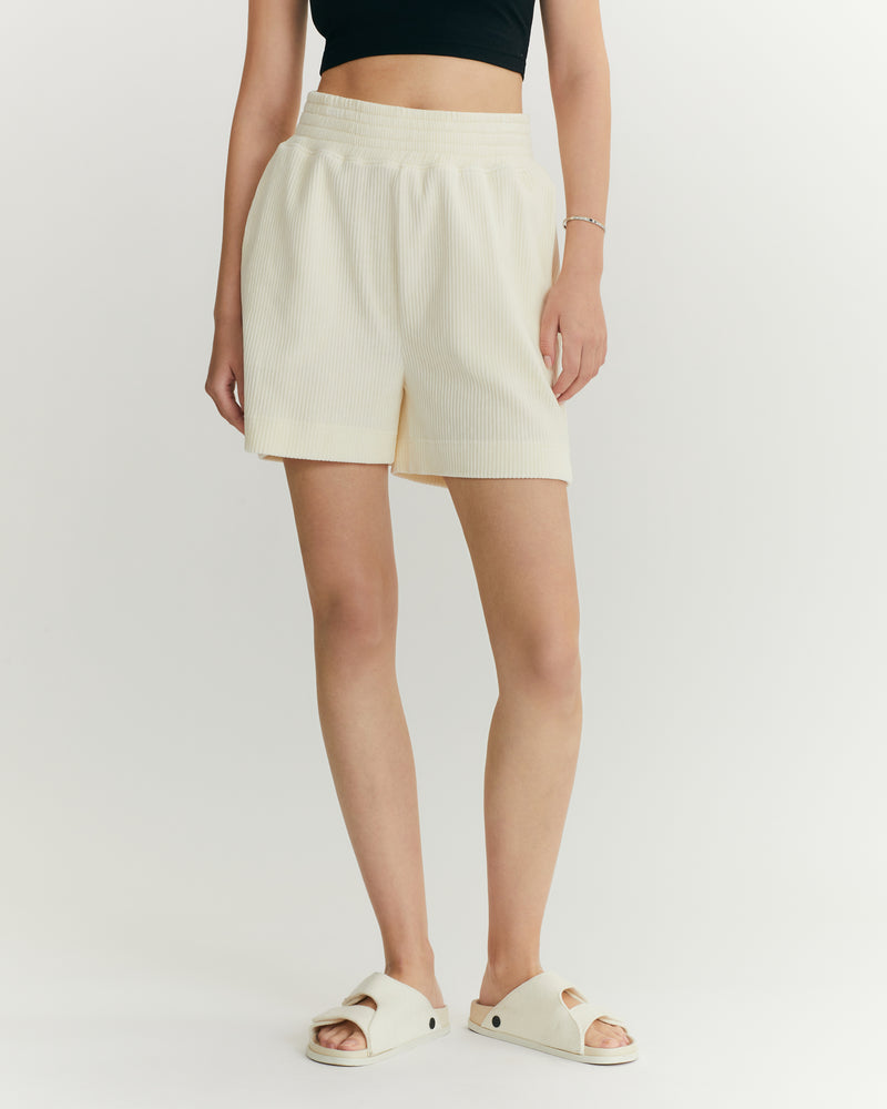 OREYA SHORTS CREAM